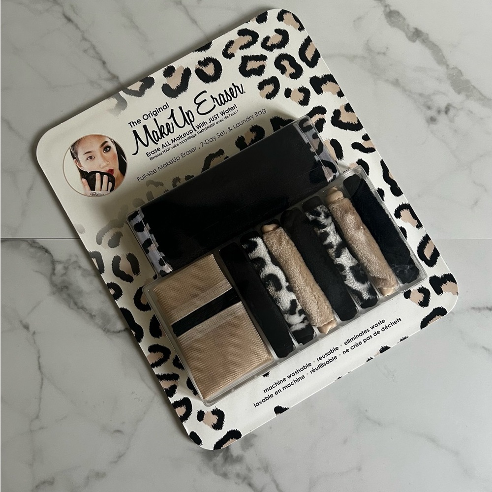 MakeUp Eraser Black and Tan